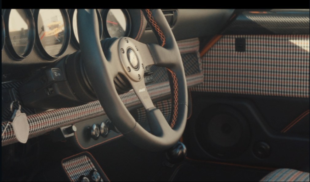 Rebuilt dashboard and gauge cluster in a Porsche 930 restomod